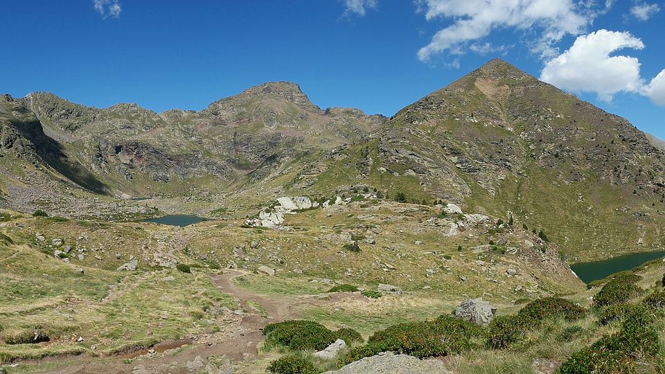Ruta circular a los Lagos de Tristaina en Andorra
