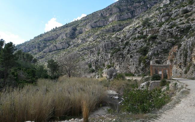 11-Caseta de obreros de la línea de tren Alcoy-Gandía